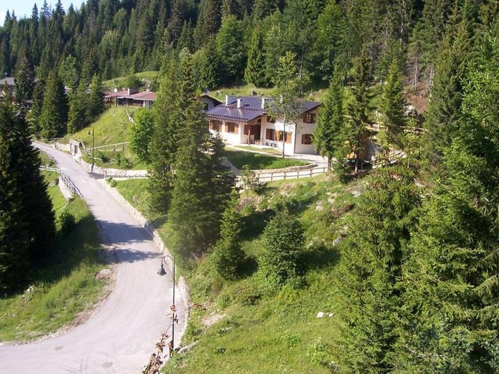 Chalet Tremalzo Ruang foto