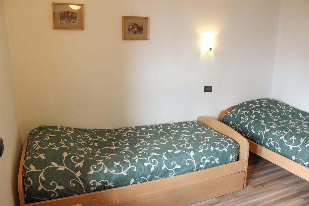Chalet Tremalzo Ruang foto