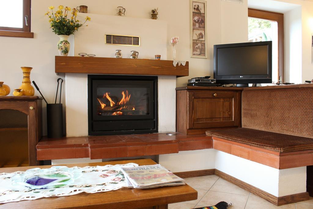 Chalet Tremalzo Ruang foto
